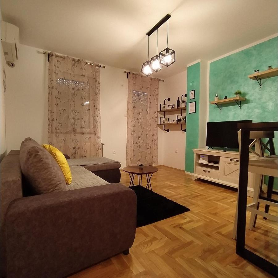 Daniris Apartman Novi Sad Exterior photo